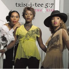 Trin-I-Tee 5:7, The Kiss
