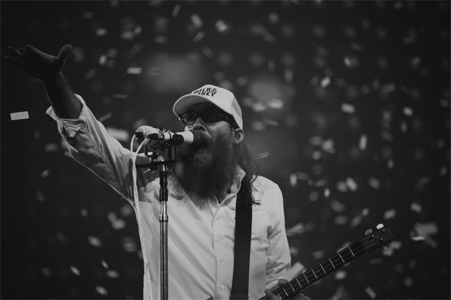 Crowder Kicks Off the New Year at Passion 2022's Sold-Out Mercedes Benz Stadium in Atlanta