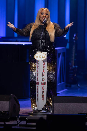 Tasha Cobbs Leonard Makes Grand Ole Opry Debut with Emotionally-Poignant Performance