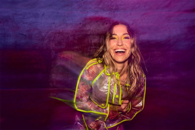 Lauren Daigle Teams with KultureCity to Establish 'Sensory Rooms' On Tour