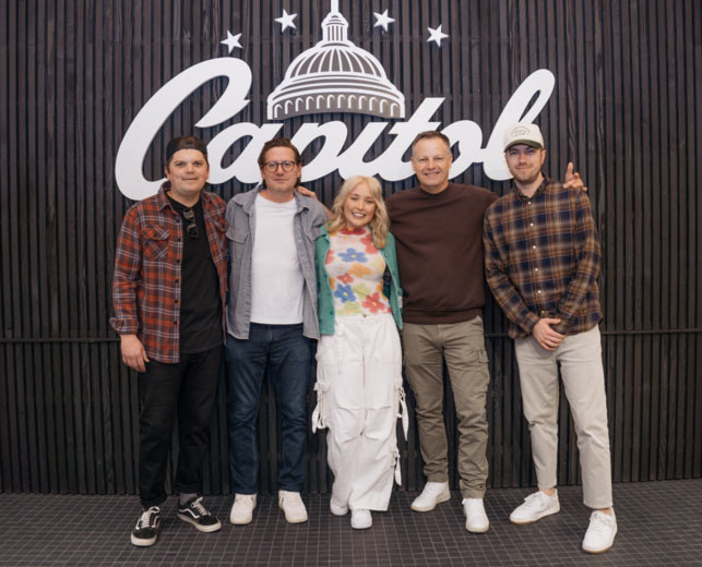 Capitol CMG Signs New Artist Claire Leslie, New Song Debuts Today