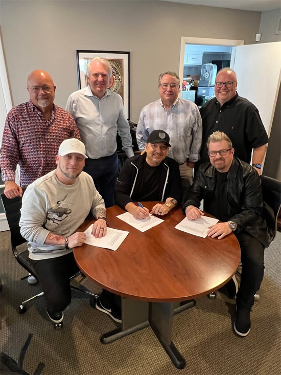 Southbound Extends Successful Partnership with Daywind Records