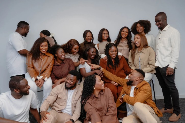 Integrity Music Signs Warehouse Worship